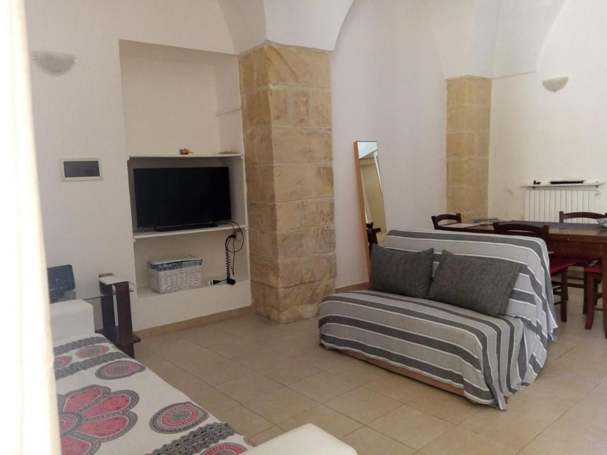 Piazzetta Acquaviva Apartment Lecce Bagian luar foto
